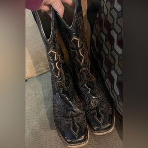 Corral Men's Wing & Cross Cowboy Boots